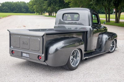1950 Ford F-1 1000