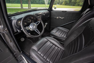 1950 Ford F-1 1000