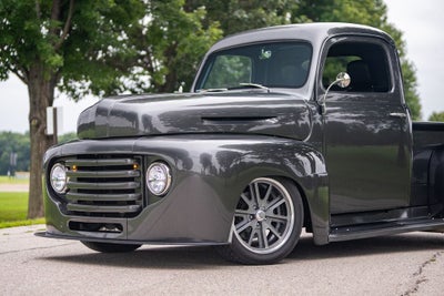 1950 Ford F-1 1000