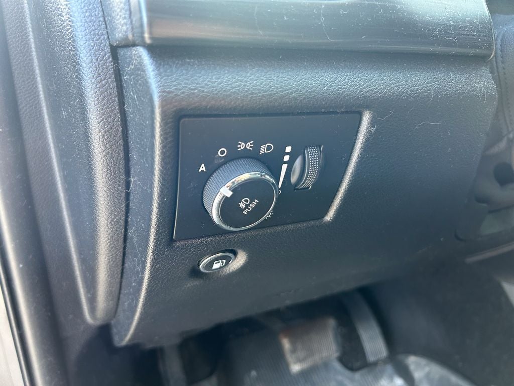 2020 Jeep Grand Cherokee Base