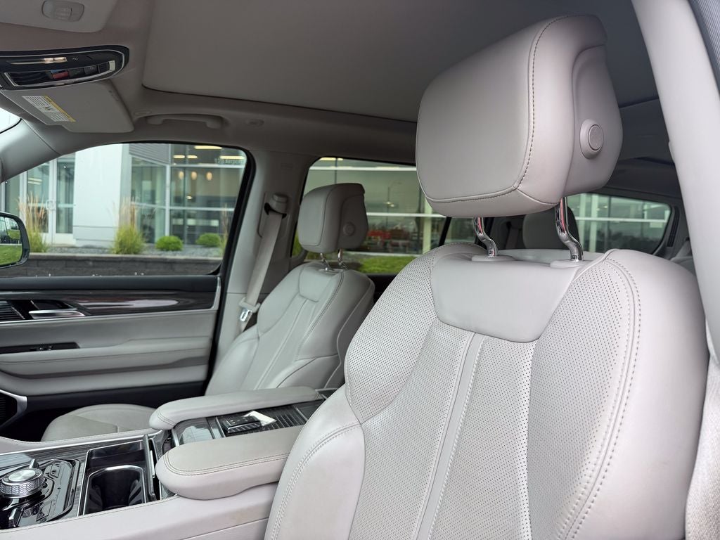 2022 Jeep Wagoneer Series III