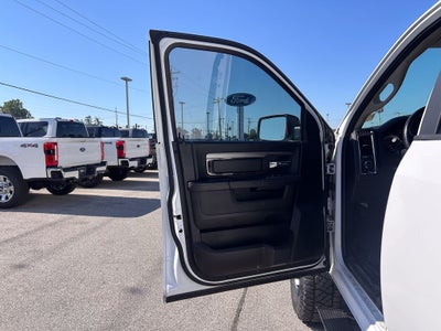 2018 RAM 1500 Night