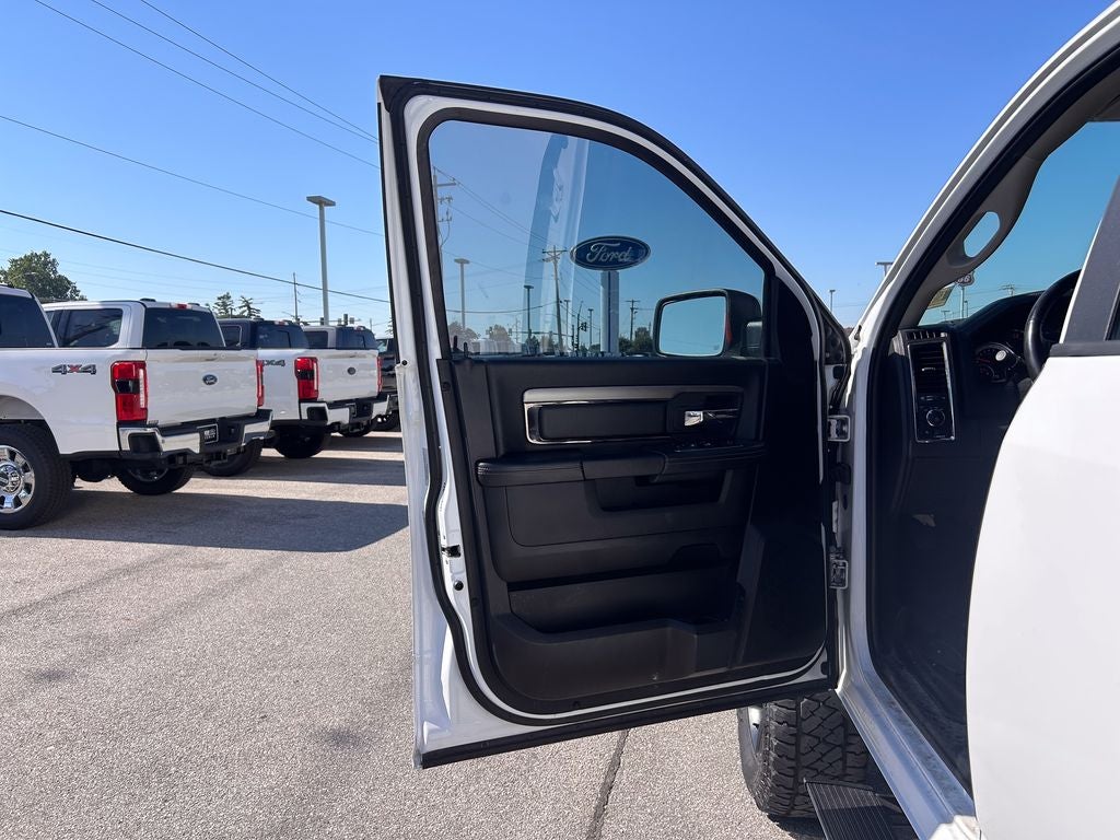 2018 RAM 1500 Night
