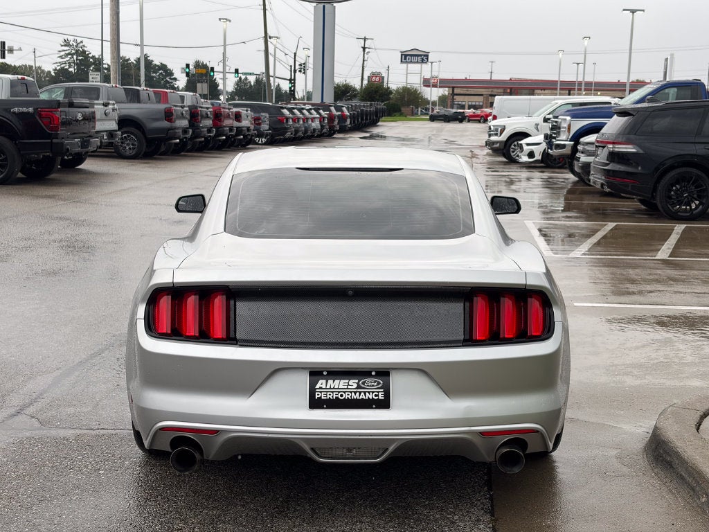 2017 Ford Mustang V6