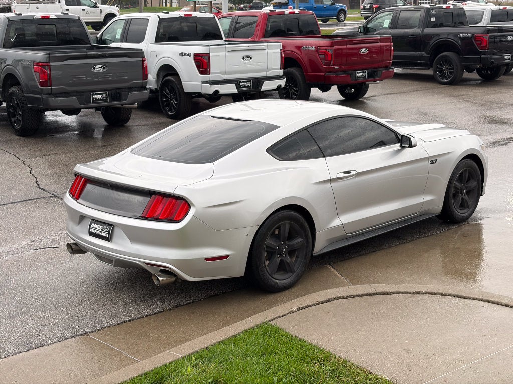2017 Ford Mustang V6