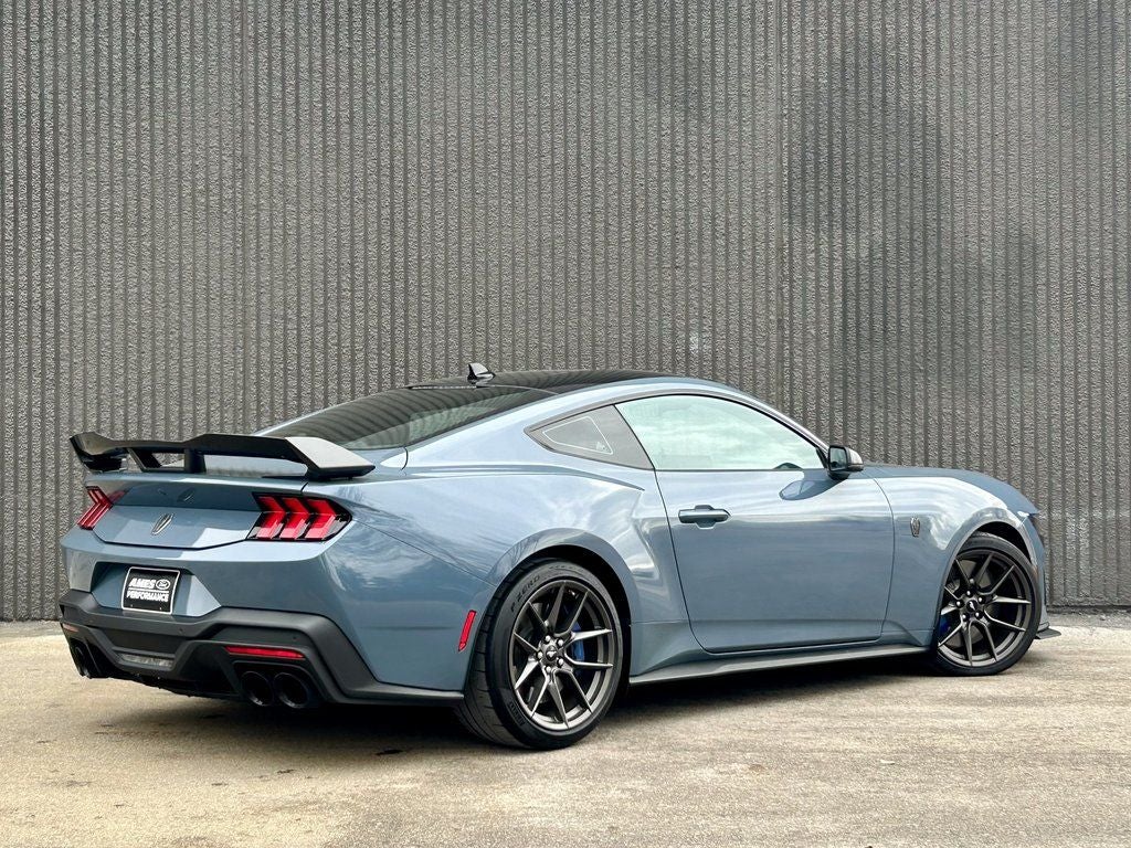 2024 Ford Mustang Dark Horse