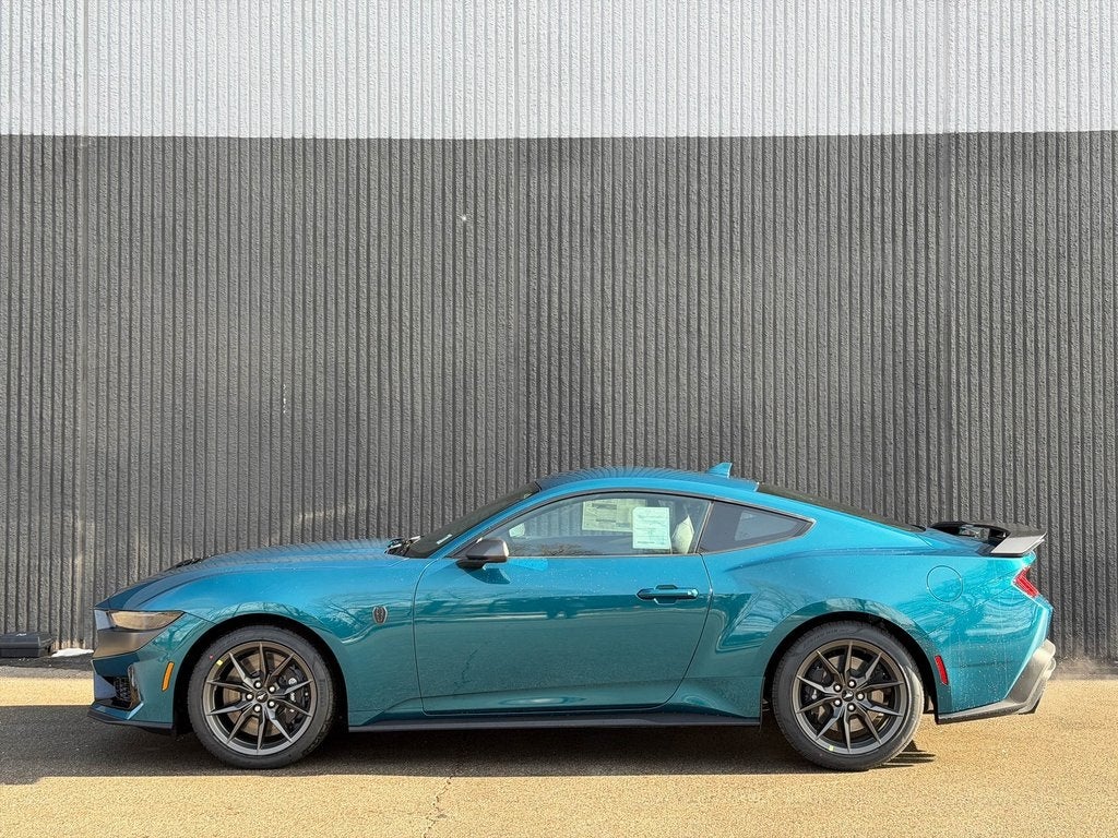 2026 Ford Mustang Dark Horse