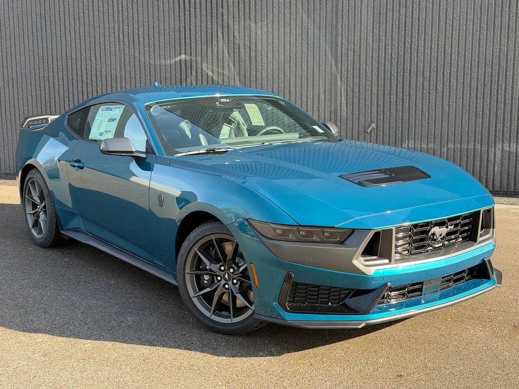 2026 Ford Mustang Dark Horse