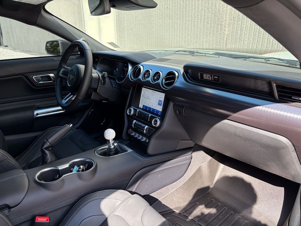 2022 Ford Mustang Mach 1