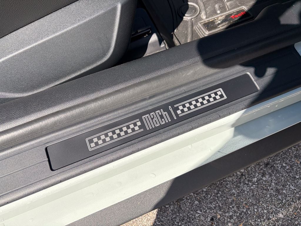 2022 Ford Mustang Mach 1