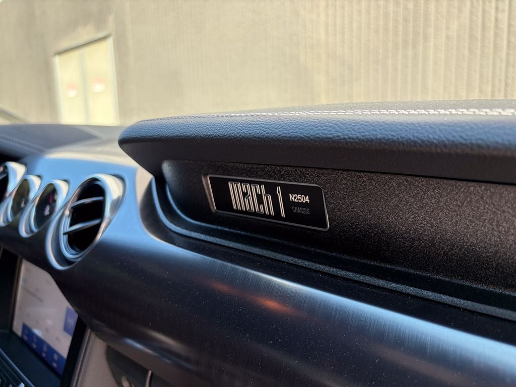 2022 Ford Mustang Mach 1