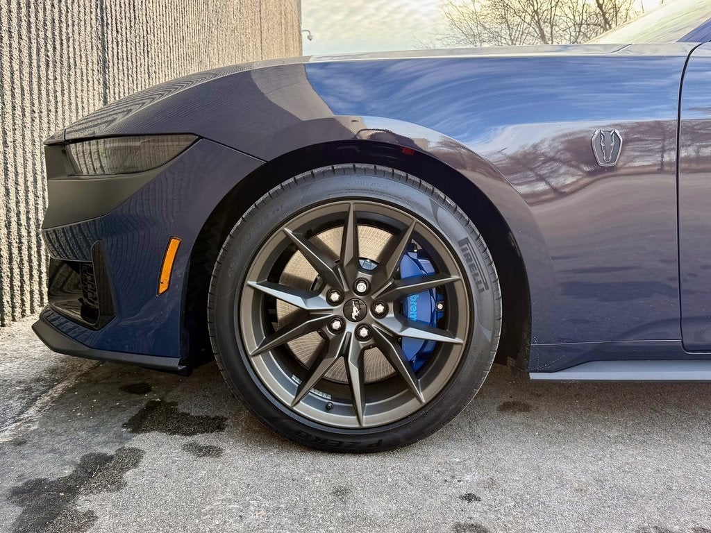 2025 Ford Mustang Dark Horse