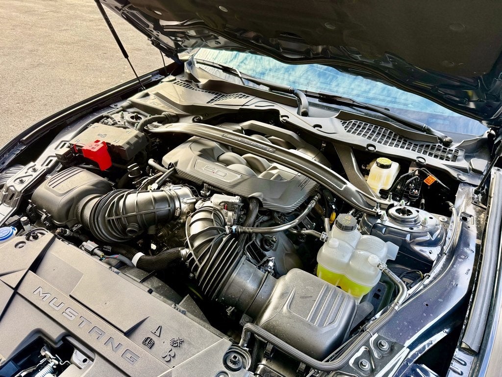 2025 Ford Mustang Dark Horse