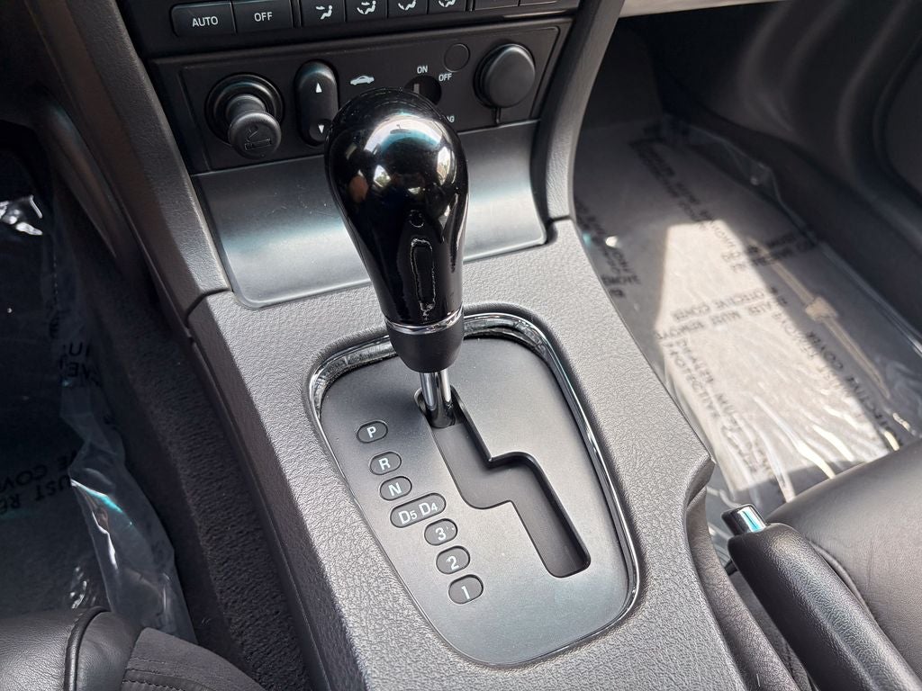 2002 Ford Thunderbird Base