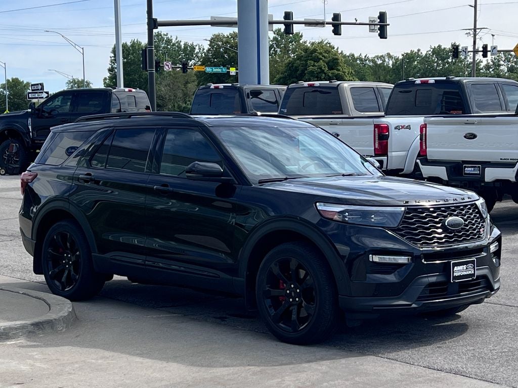2022 Ford Explorer ST