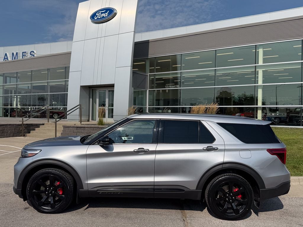 2021 Ford Explorer ST