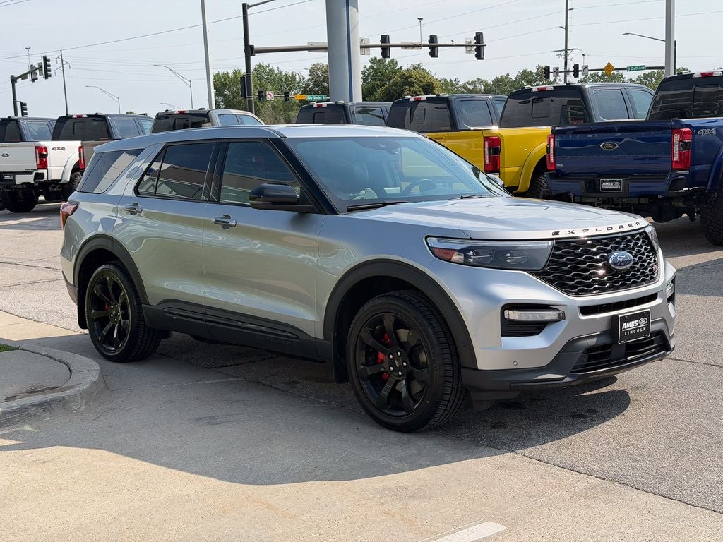2021 Ford Explorer ST