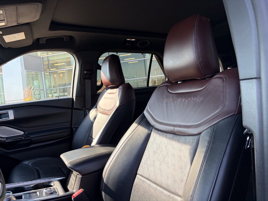 2021 Ford Explorer Platinum