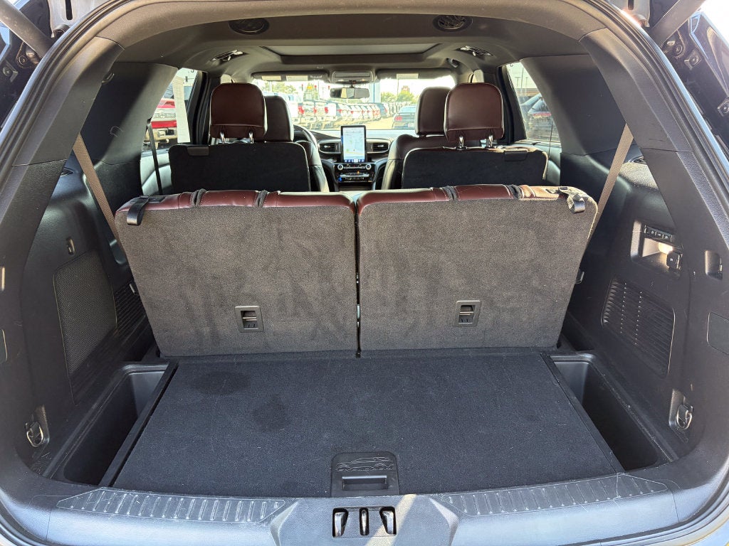 2021 Ford Explorer Platinum