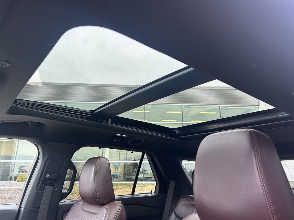 2021 Ford Explorer Platinum