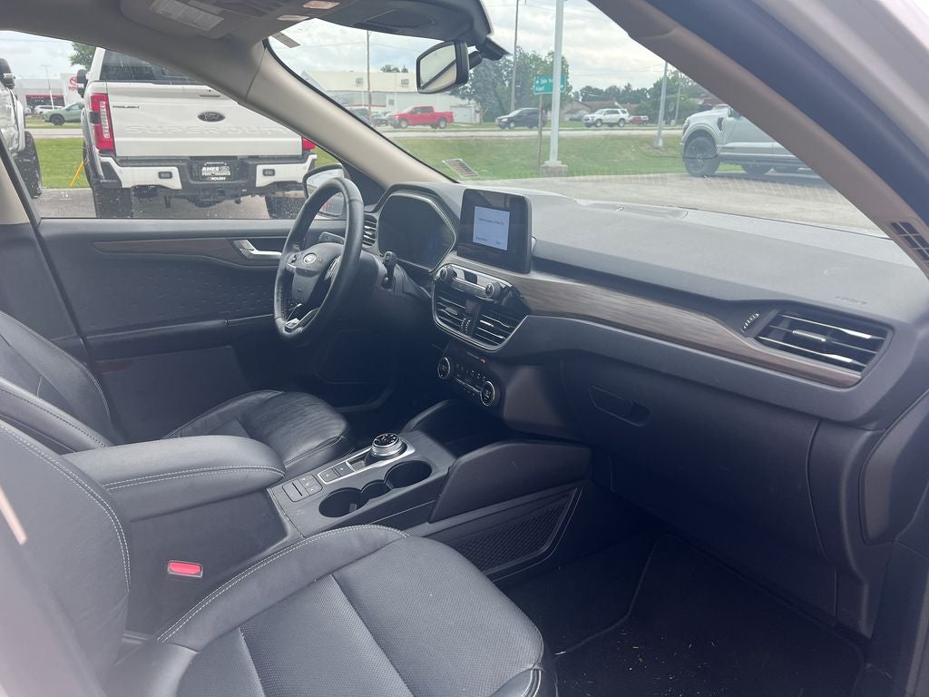 2020 Ford Escape Hybrid Titanium