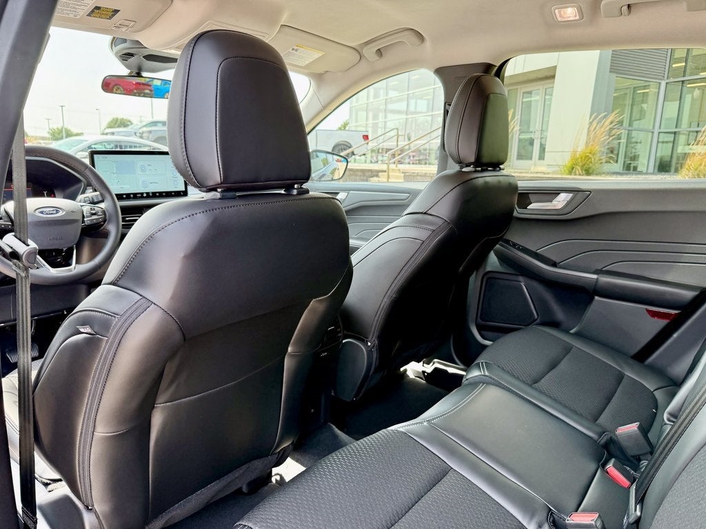 2025 Ford Escape Plug-In Hybrid Base