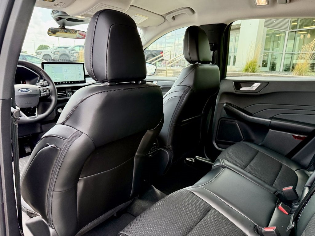 2025 Ford Escape Plug-In Hybrid Base