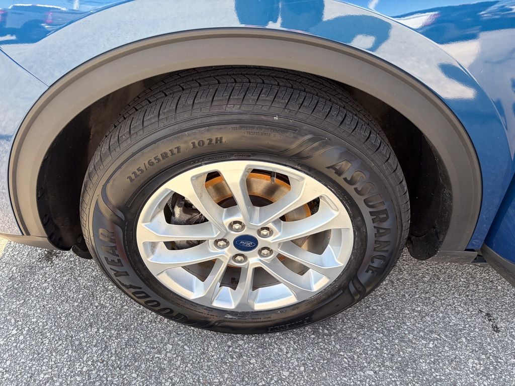 2022 Ford Escape Hybrid SE