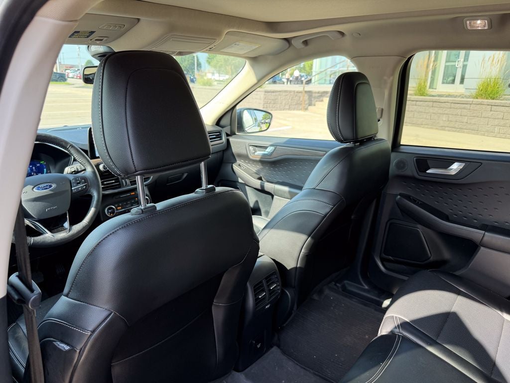 2020 Ford Escape Hybrid Titanium