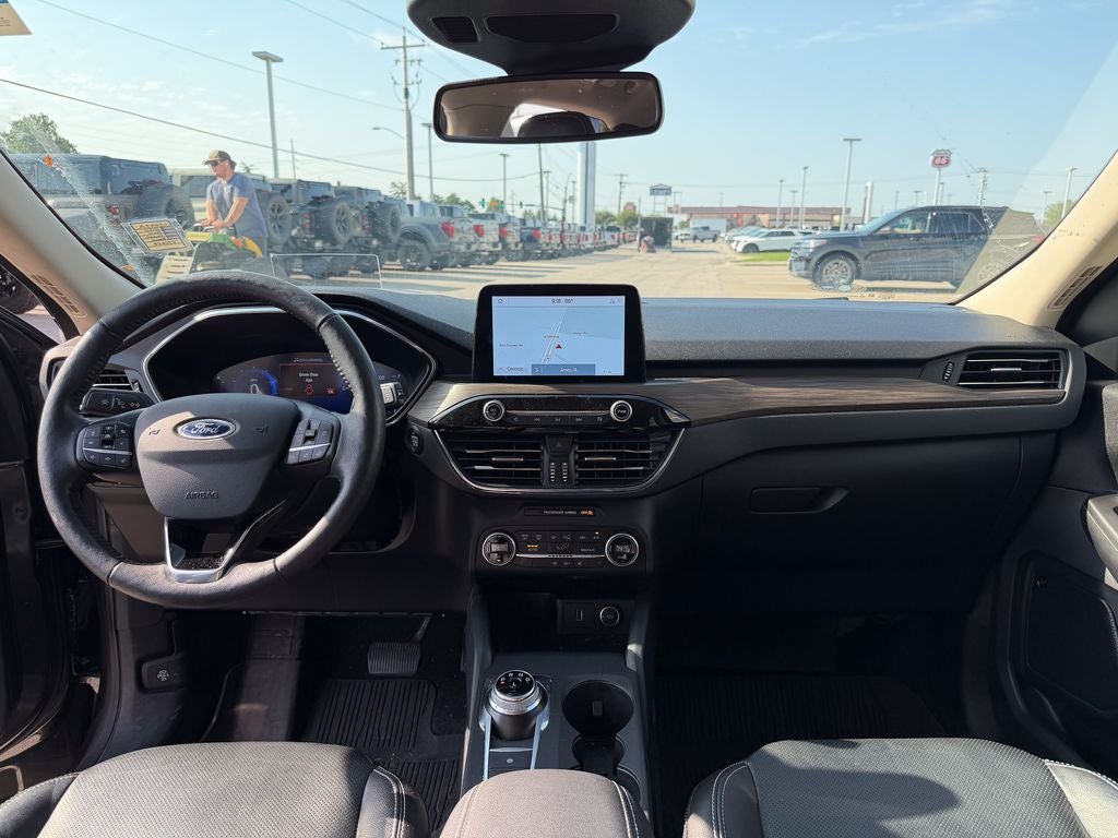 2020 Ford Escape Hybrid Titanium