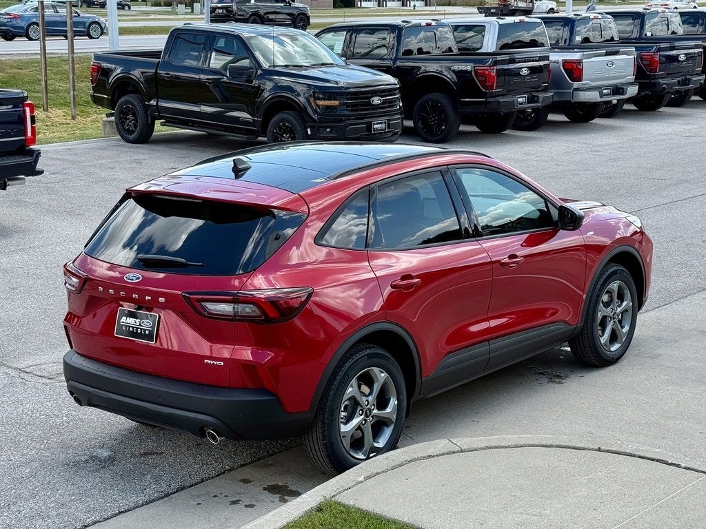 2025 Ford Escape ST-Line