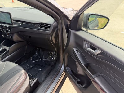 2025 Ford Escape Hybrid ST-Line Elite