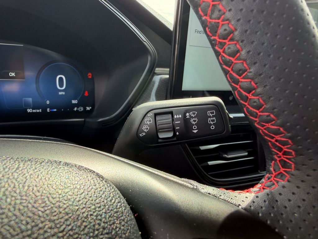 2025 Ford Escape Hybrid ST-Line Elite