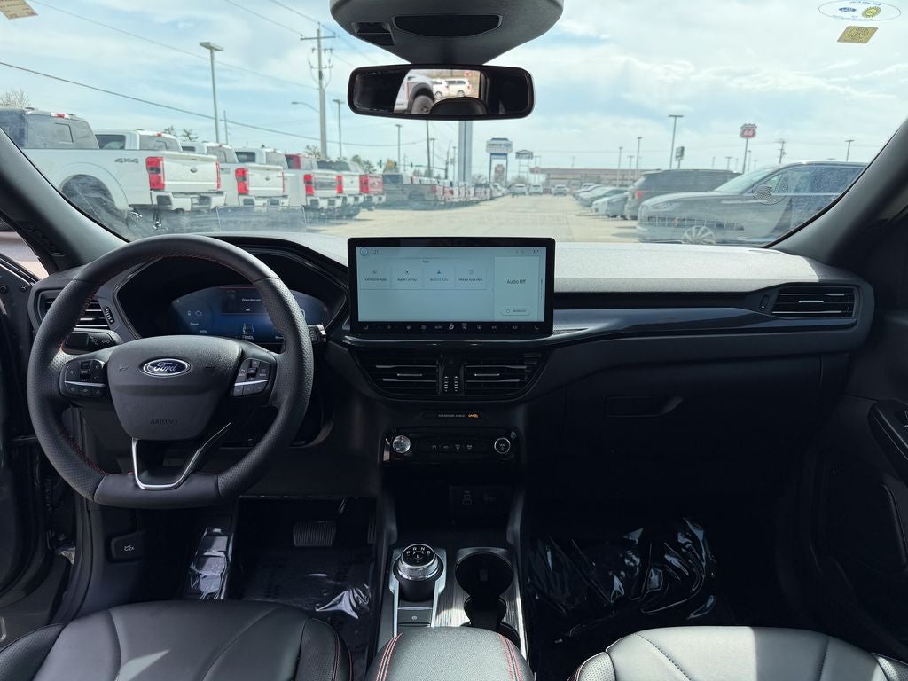 2025 Ford Escape Hybrid ST-Line Elite