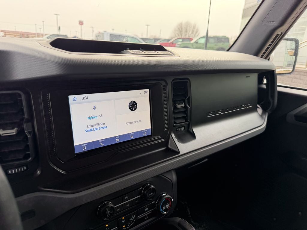 2023 Ford Bronco Base