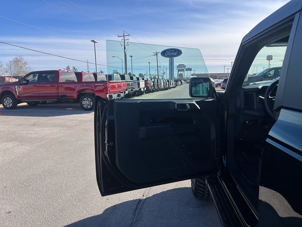 2025 Ford Bronco Base