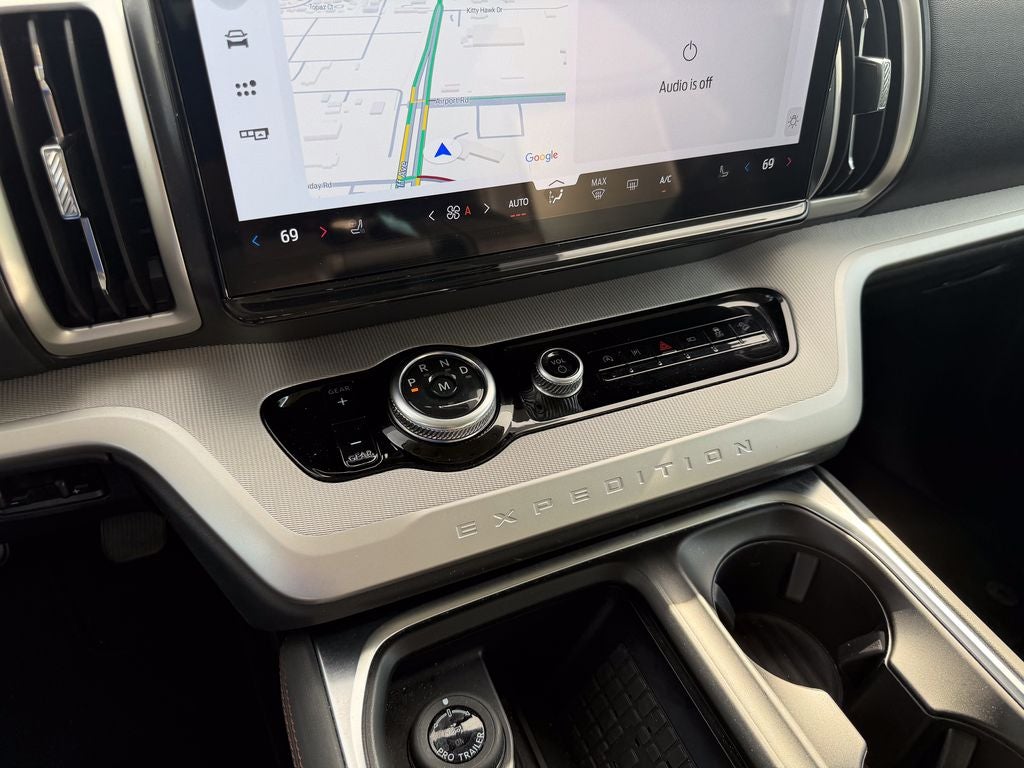2025 Ford Expedition Max Active