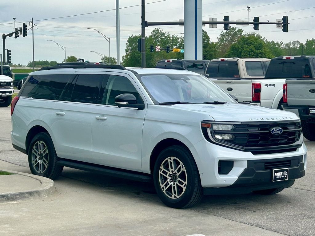 2025 Ford Expedition Max Active