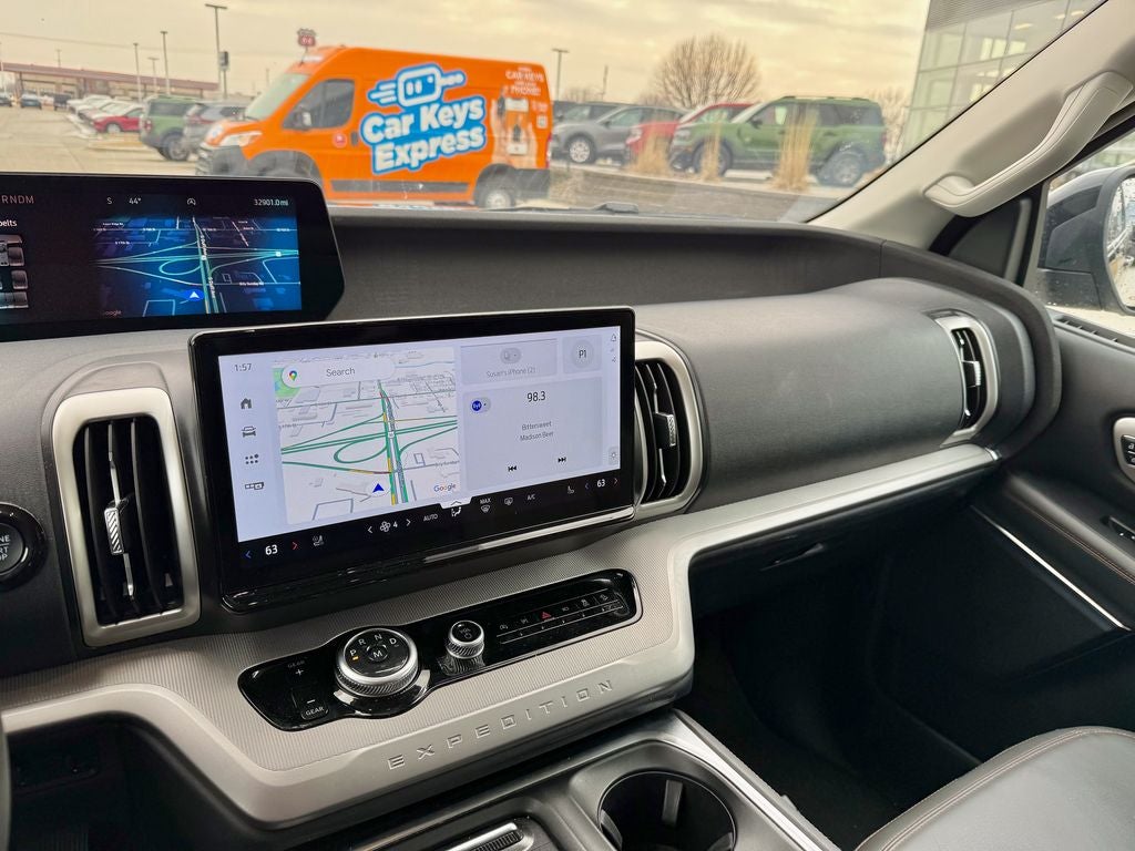 2025 Ford Expedition Max Active