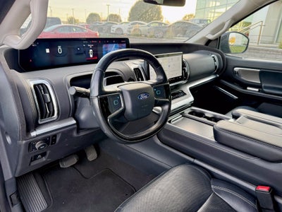 2025 Ford Expedition Platinum