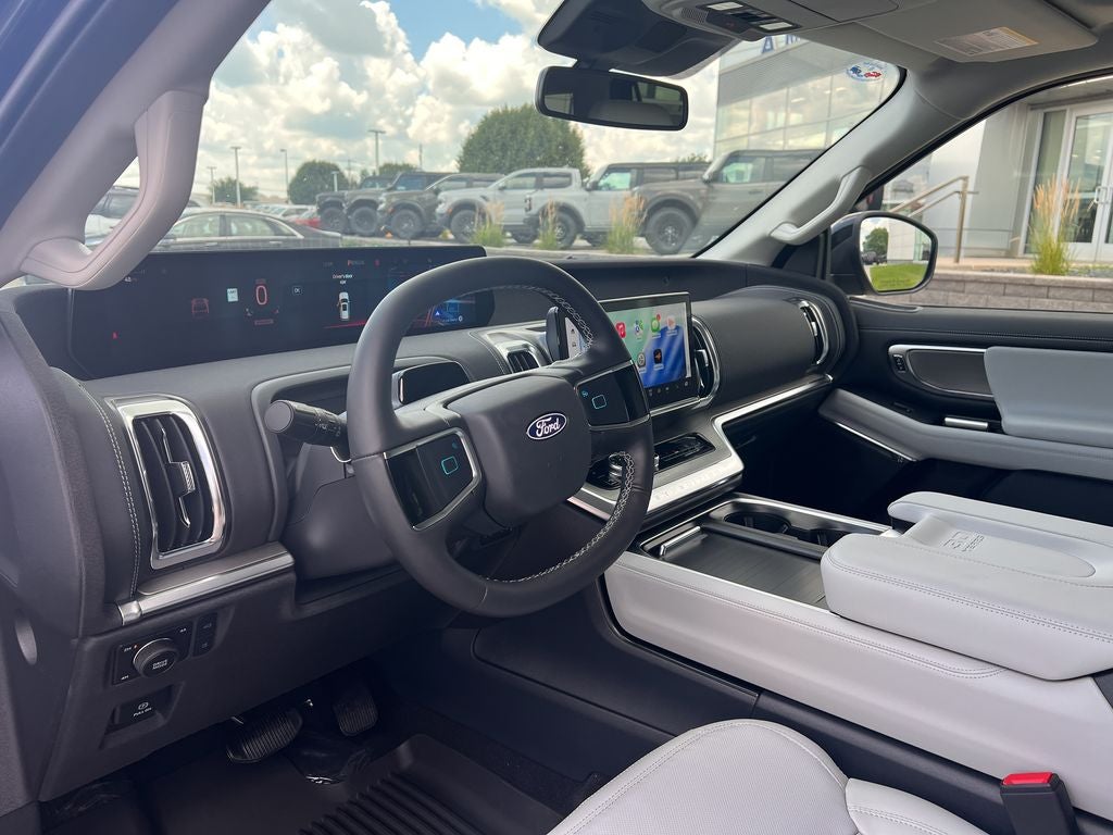 2027 Ford Expedition Platinum