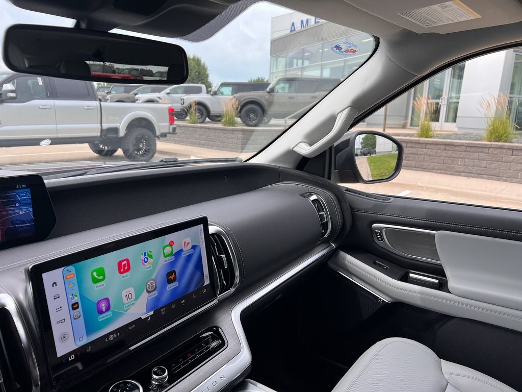 2027 Ford Expedition Platinum
