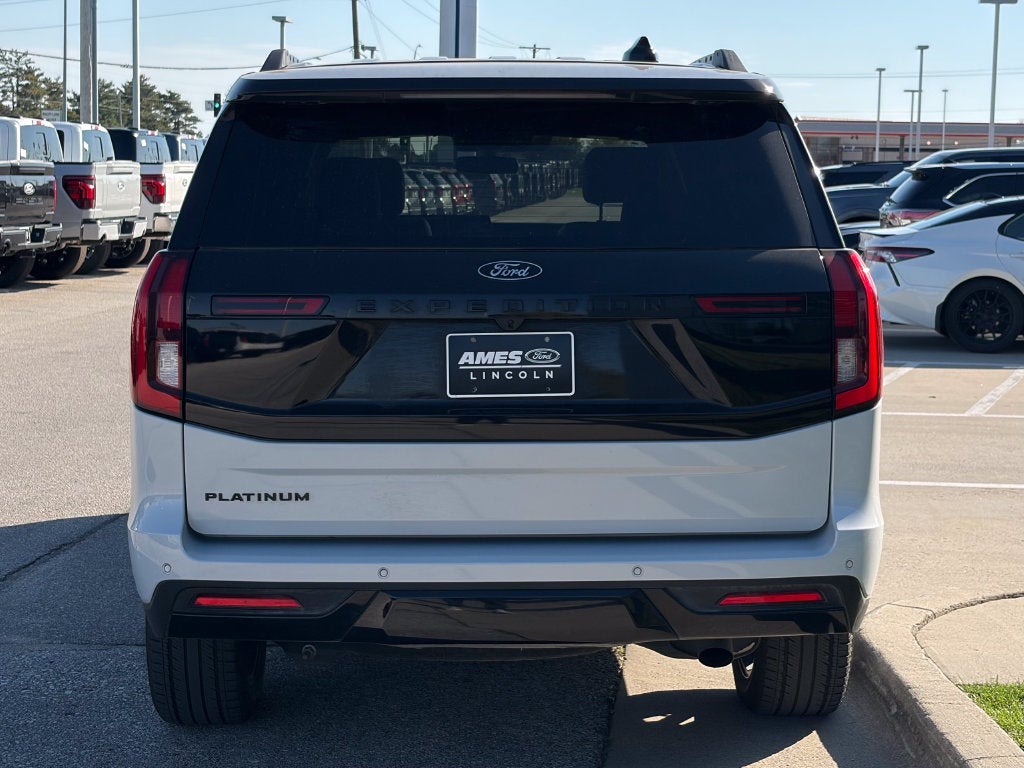 2025 Ford Expedition Platinum