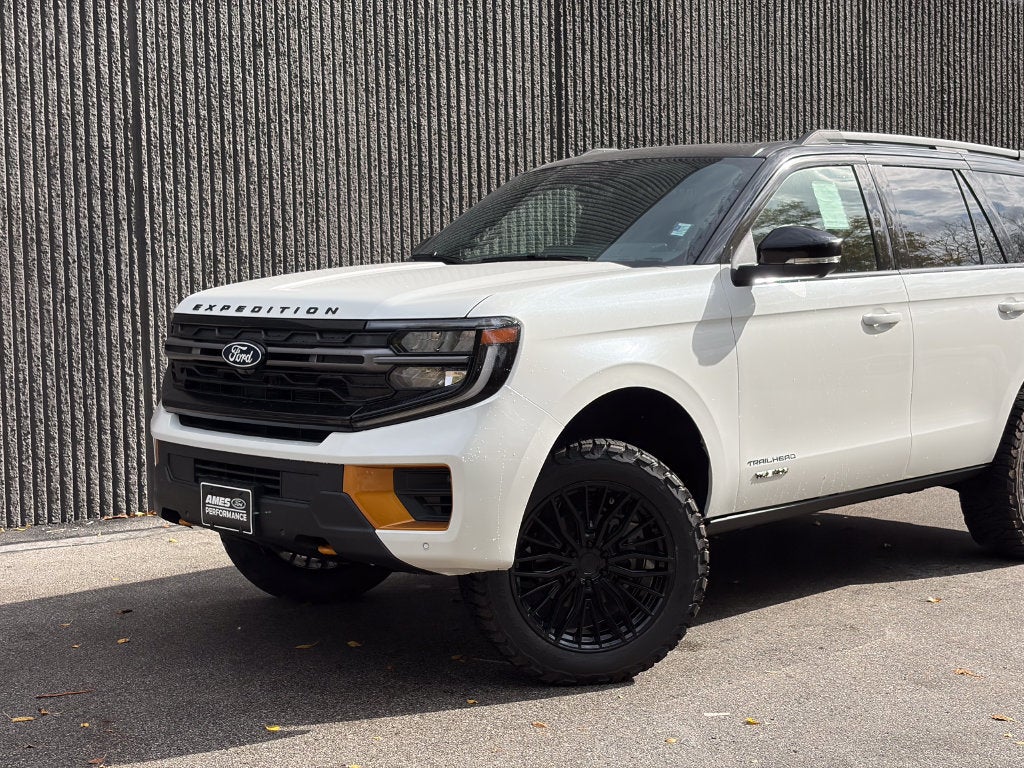 2027 Ford Expedition Timberline Trailhead