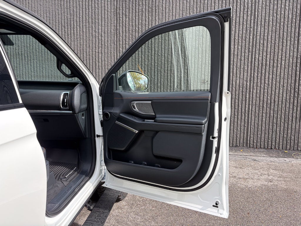 2027 Ford Expedition Timberline Trailhead