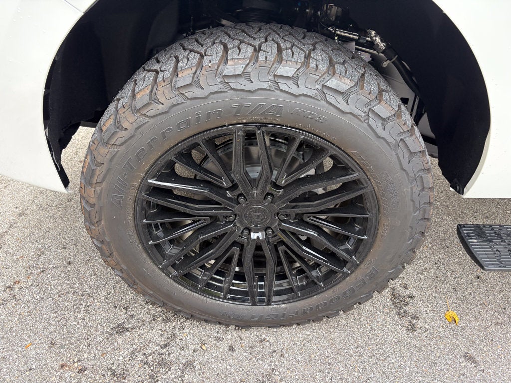 2027 Ford Expedition Timberline Trailhead