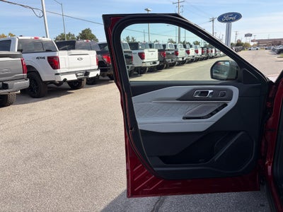 2027 Ford Explorer Platinum