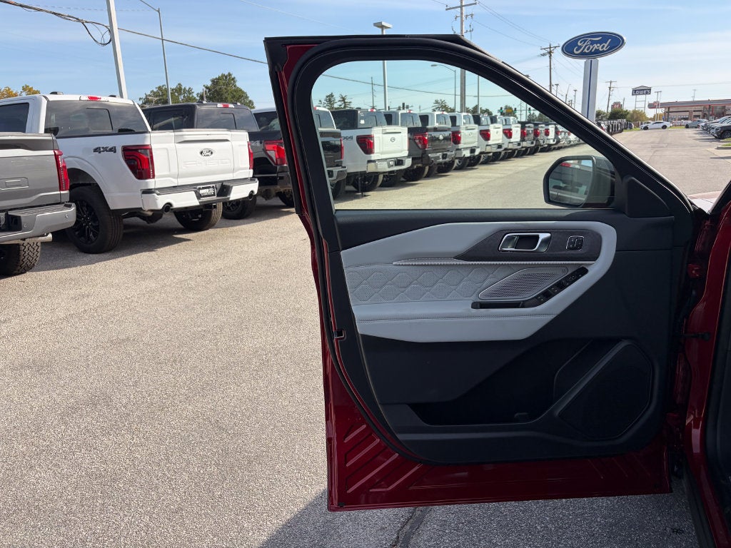 2027 Ford Explorer Platinum