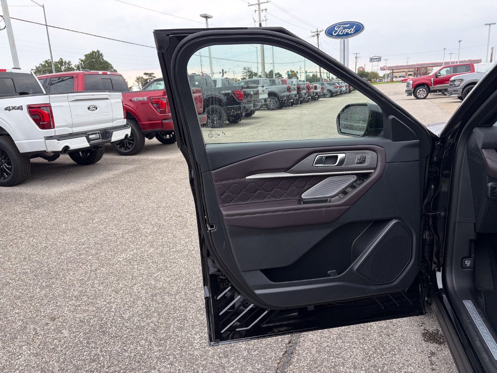 2027 Ford Explorer Platinum