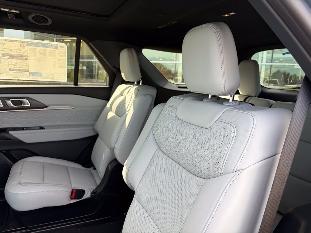 2027 Ford Explorer Platinum